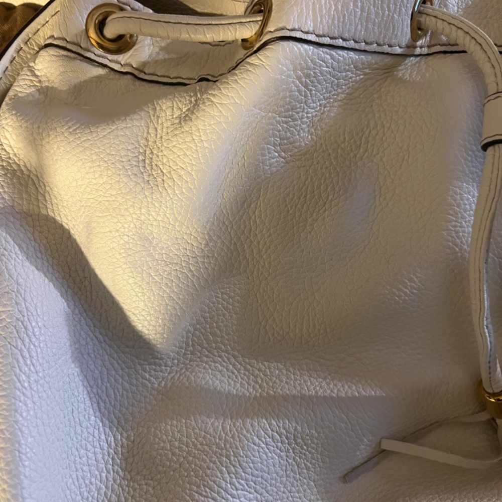 Large Gucci Cream Drawstring - Picture 5 of 9